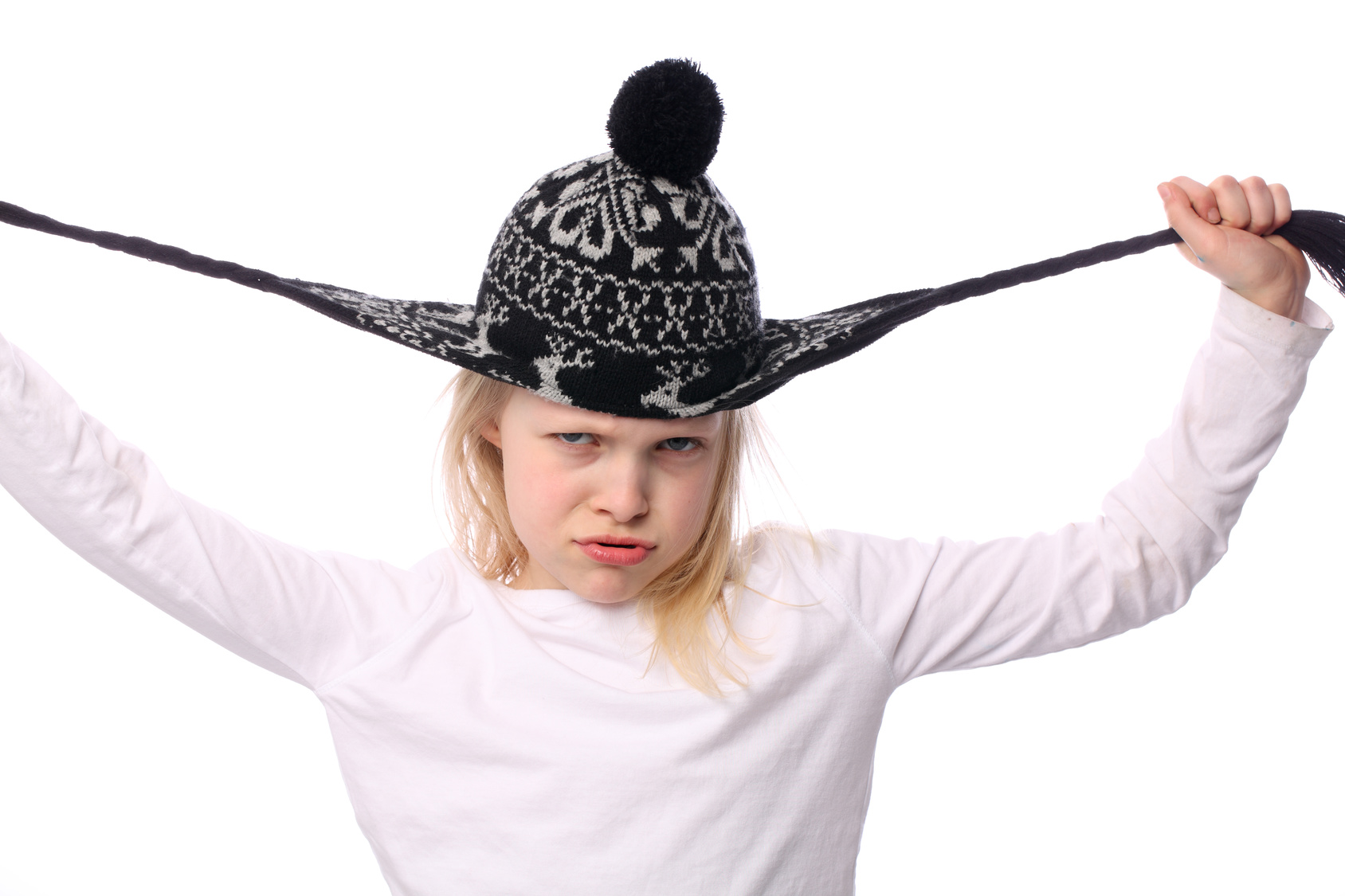 Fillette enlève tuque