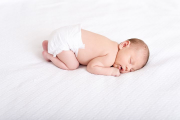 Mon jeune enfant ne dort pas et je suis découragé d’entendre les conseils des autres !