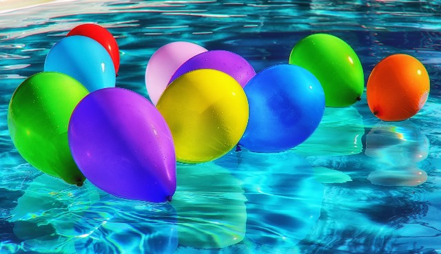 Organiser un party piscine familial amusant!