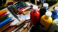 Journée pluvieuse ou séjour forcé à la maison? La création artistique vient à votre secours!
